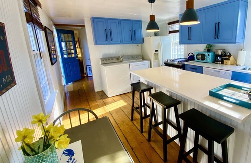 Eel Point House | The Nantucket Farmhouse. Private, completely renovated, 10 minutes to the beach