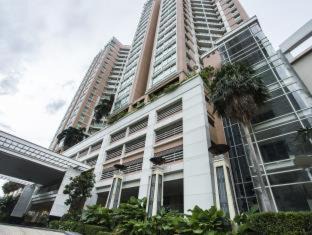 Chong Nonsi Hotel | The Narathiwas Hotel & Residence Sathorn Bangkok