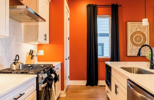 Whitebridge House | The Nash Note 10-Music City Escape-Sleeps 8