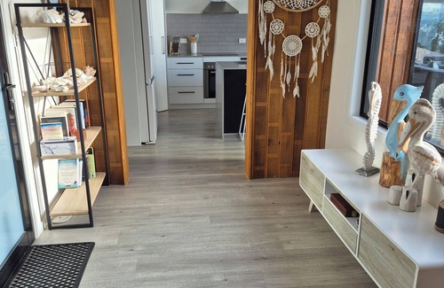 Dennes Point House | The Nebraska Retreat