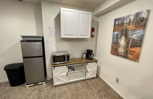 Nederland House | The Ned Nest - Private Suite - Pool Table/Fireplace/3 Beds + Large Sectional