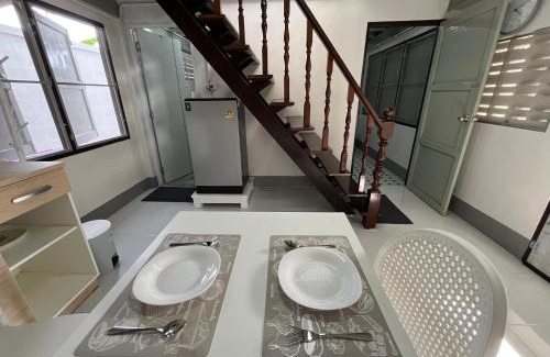 Chanthaburi House | The Neighbors