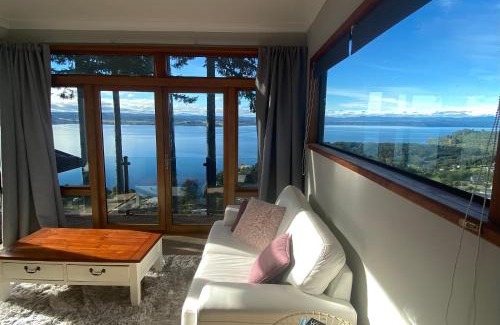 Acacia Bay Apartment | The Nest - Lake Taupo