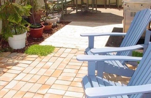 Balboa Peninsula House | the Newport Family Peninsula Beach House - A true beachy + kind fun family spot!
