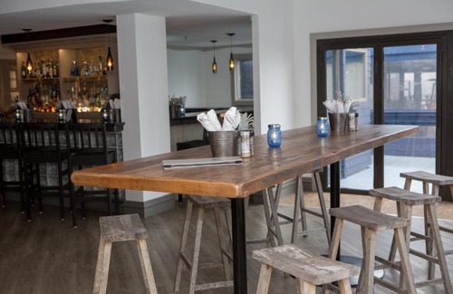 Newport Hotel | The Newport Harbor Hotel & Marina
