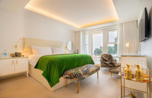 West Cliff Hotel | The Nici