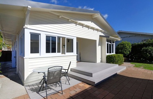 Nelson House | The Nile Street Bungalow - Character Home with a Pool in Central Location