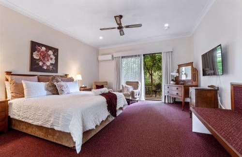 Cowaramup House | The Noble Grape Guesthouse