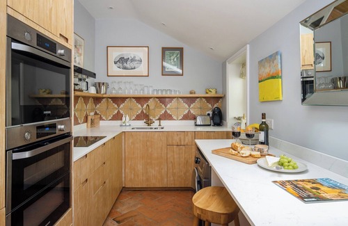 Shrewton Cottage | The Nook at Henge Estate