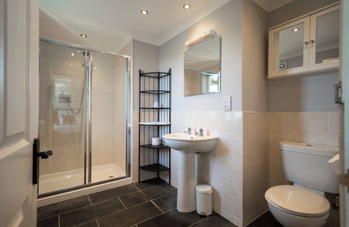 Balmaha Hotel | The Oak Tree Inn