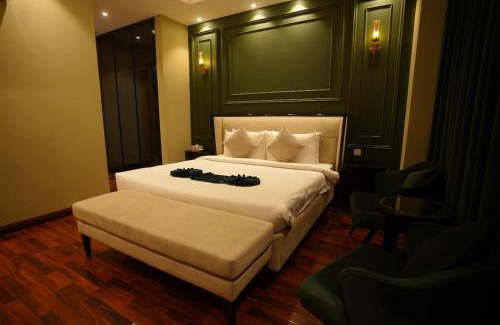Gulberg Hotel | The Oasis Hotel