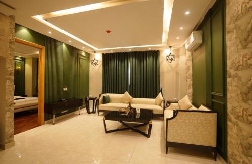 Gulberg Hotel | The Oasis Hotel