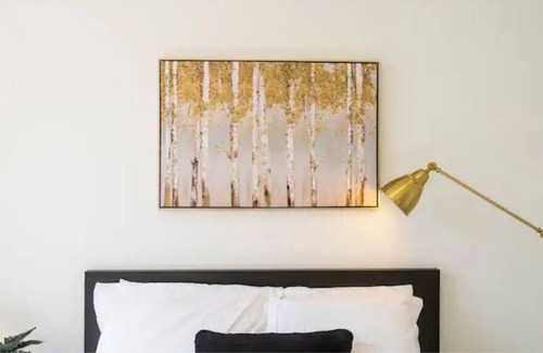Langley Condo | The Oasis Suite