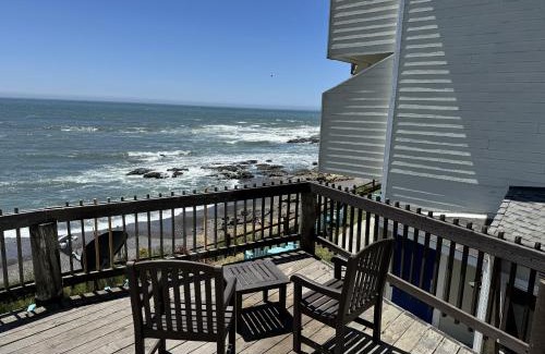 Shelter Cove Hotel | The Oceanfront Inn