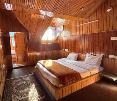 Ghiyagi Bed & Breakfast | THE OFFBEAT CHALET