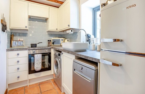 Cribyn Cottage | The Old Cowsheds 1- Dairy - UK49786