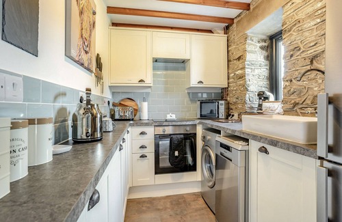 Cribyn Cottage | The Old Cowsheds 2 - Shippon - UK49787