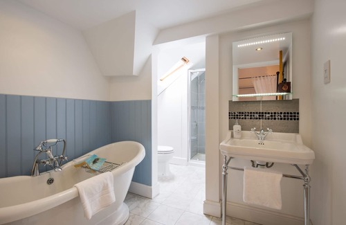 Cornwall Bed & Breakfast | The Old Dairy at Bishops Barton