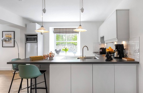 Grantley Cottage | The Old Estate Office - UK46358