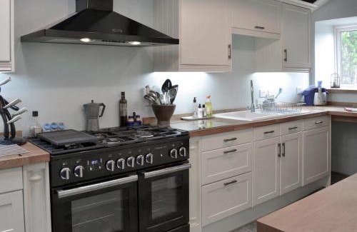 Stenalees House | The Old Farmhouse at Mena