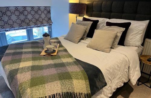 Winford House | The Old Farmhouse