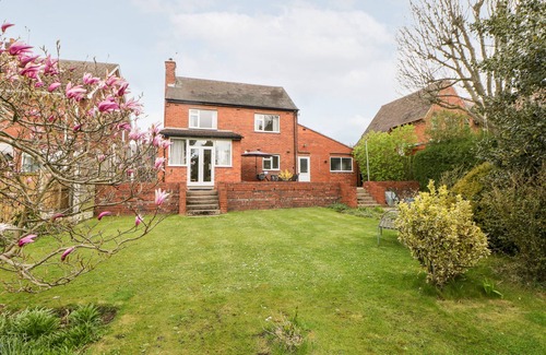 Chesterfield Cottage | The Old Grocery