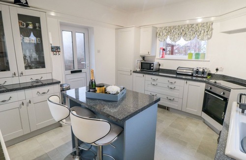 Hinderwell Cottage | THE OLD POLICE HOUSE, pet friendly, with a garden in Hinderwell