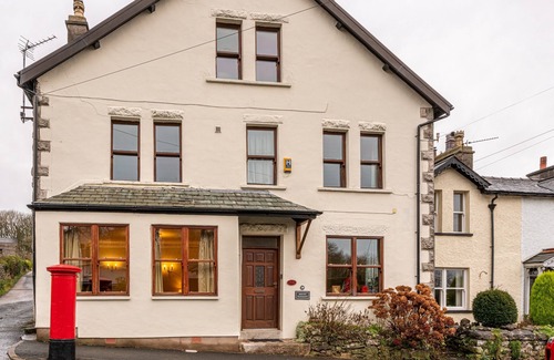 Grange-over-Sands Cottage | The Old Post Office - Large 6-bedroom property, ideal for families & dog-friendly.