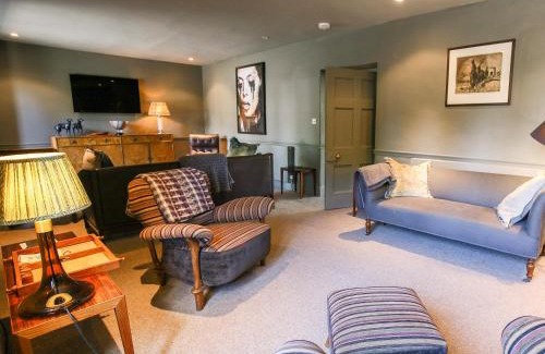 Coln St Aldwyns House | The Old Post Office