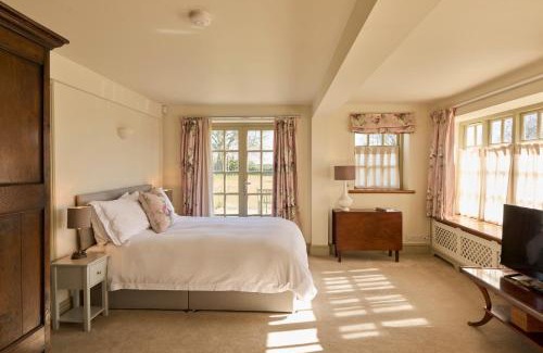 Bourton Bed & Breakfast | The Old School, Idbury, OX7 6RU