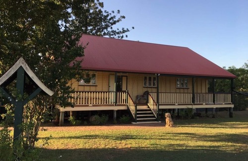 Greens Creek Cottage | 'The Old Schoolhouse'. A Heritage Experience.