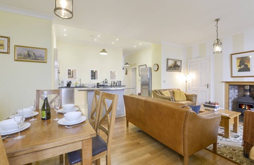 Torpoint Cottage | THE OLD SIGNAL HOUSE, pet friendly in Kingsand And Cawsand