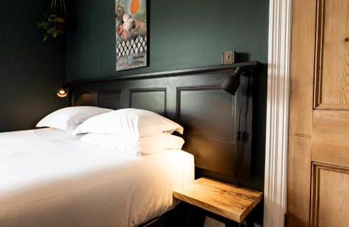 Moylegrove Bed & Breakfast | The Old Vicarage