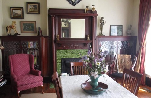 Alderson Bed & Breakfast | The Old Victorian Inn