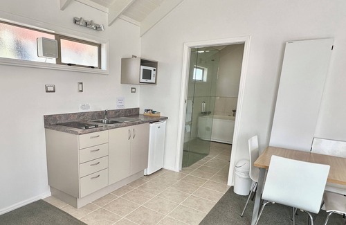 Coromandel Hotel | The Olive Motel