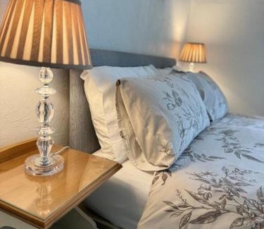 Hereford Bed & Breakfast | The Olivers Guest House