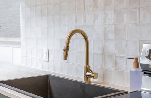 Belleville Apartment | The Olympia: Front Street Flats