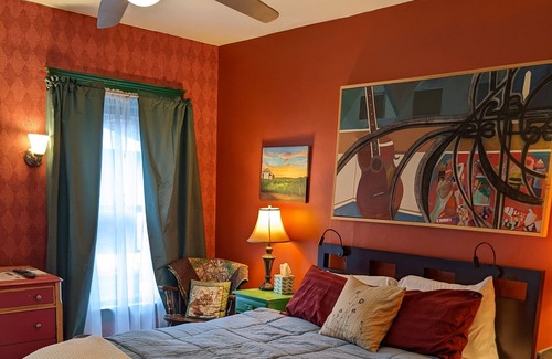 Brattleboro Bed & Breakfast | The One Cat B&B