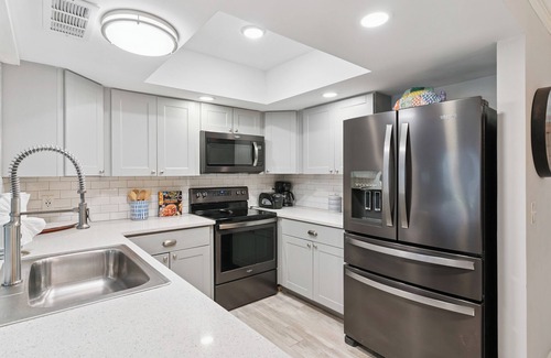 Epworth Acres House | The Opal: Cozy 3/3 SSI Nest