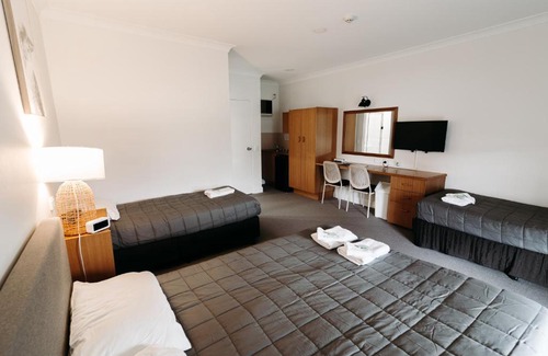 Orange East Hotel | The Ophir Hotel