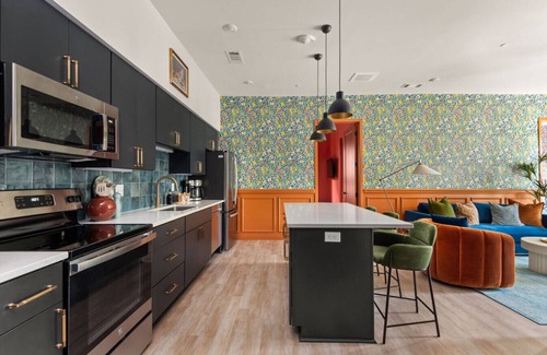 Edgehill Apartment | The Optimist with pool & balcony