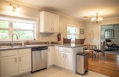 Biloxi House | The Orchard House -close to beach & only two blocks from downtown Ocean Springs!