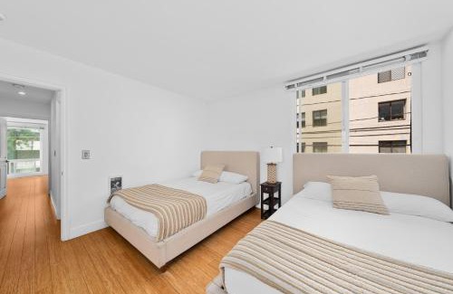 Wilshire Montana Apartment | The Orchid-Beachfront Bliss Spacious 2BR Apt In Santa Monica