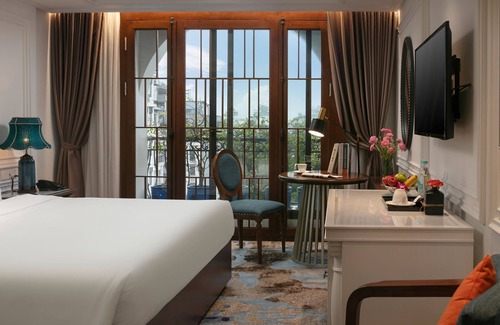 Hang Trong Hotel | The Oriental Jade Hotel