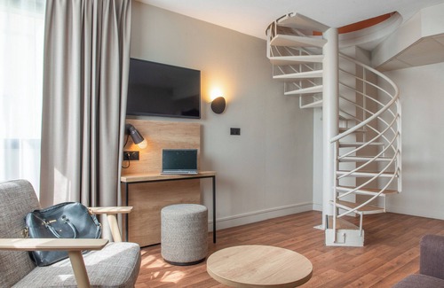 Chasseneuil-du-Poitou Hotel | The Originals City, Hôtel Alteora