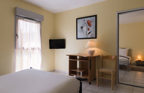 Montbazon Hotel | The Originals City, Hôtel Pic Epeiche, Tours Sud