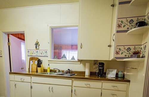 Kellogg House | The Outback: A Silver Mountain Bungalow w/Hot Tub, Pet Friendly
