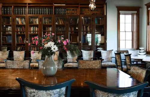 Stillwater Bed & Breakfast | The Outing Lodge