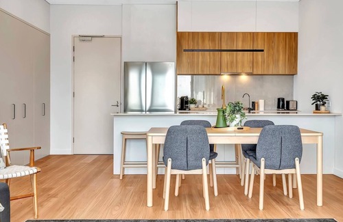 Parkside Apartment | The Outlook Light filled Nordic Contemporary