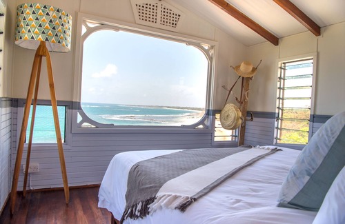 Kutani Resort | The Overhang